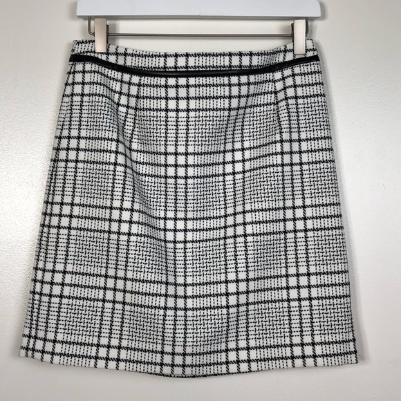 White House Black Market Dresses & Skirts - WHBM Windowpane Pencil Skirt Size 6P